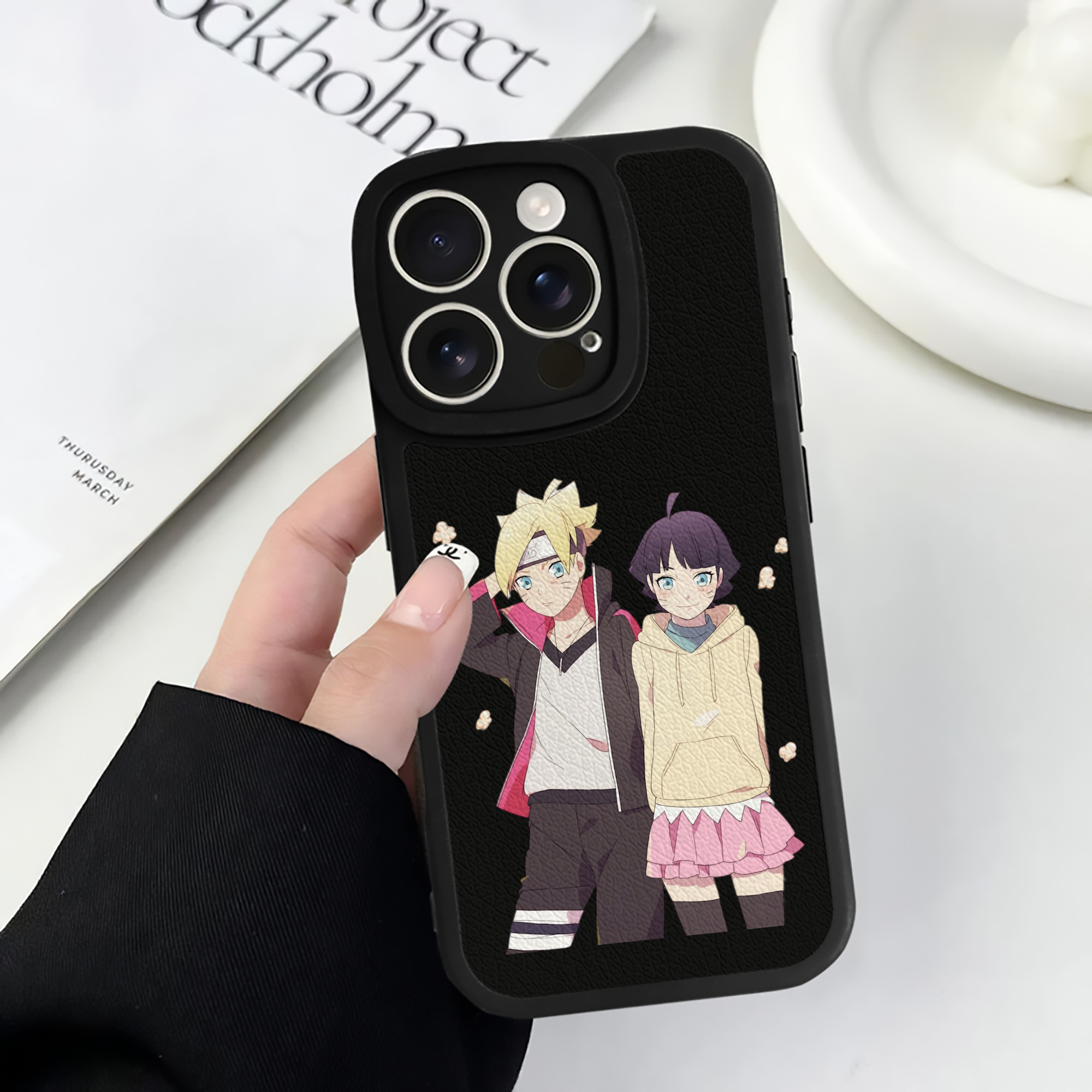 （画像用） NARUTO -ナルト- うずまき ボルト Uzumaki Boruto 【iPhone 16シリーズ対応】シリコンスマホケース（レザー調） 材質：シリコン